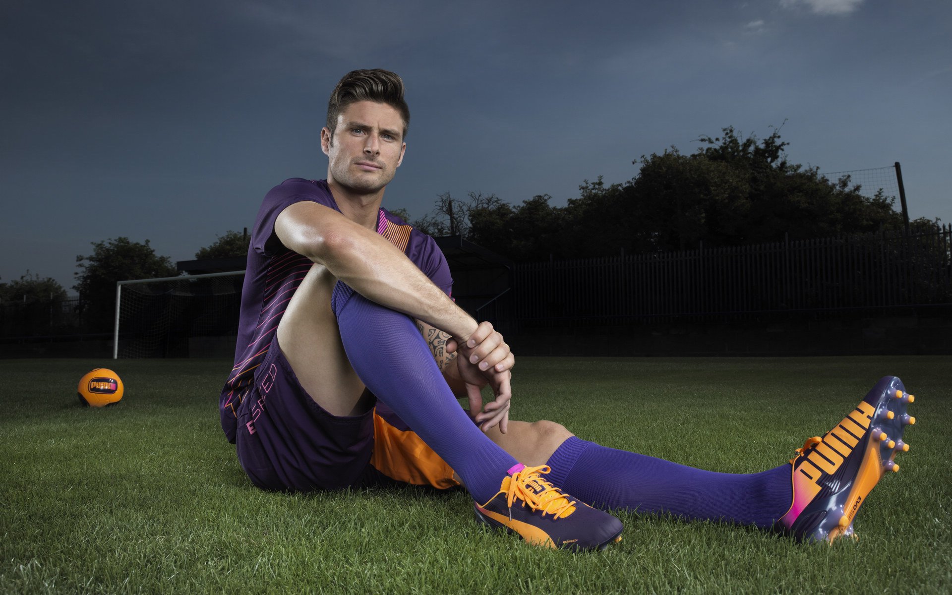 C罗转会新东家引发热议,c罗转会信息